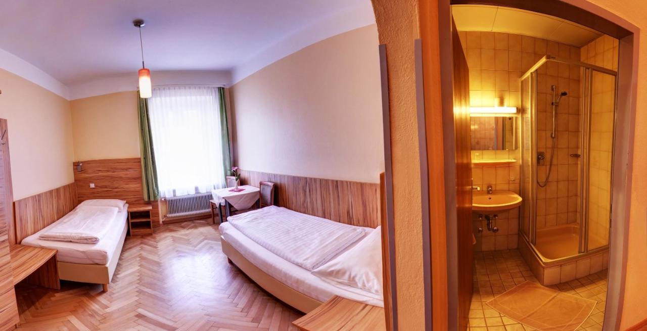 Pension Jahn Salzburgo Habitación foto