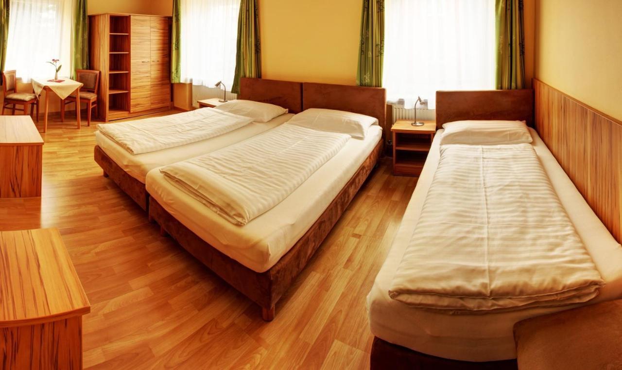 Pension Jahn Salzburgo Habitación foto