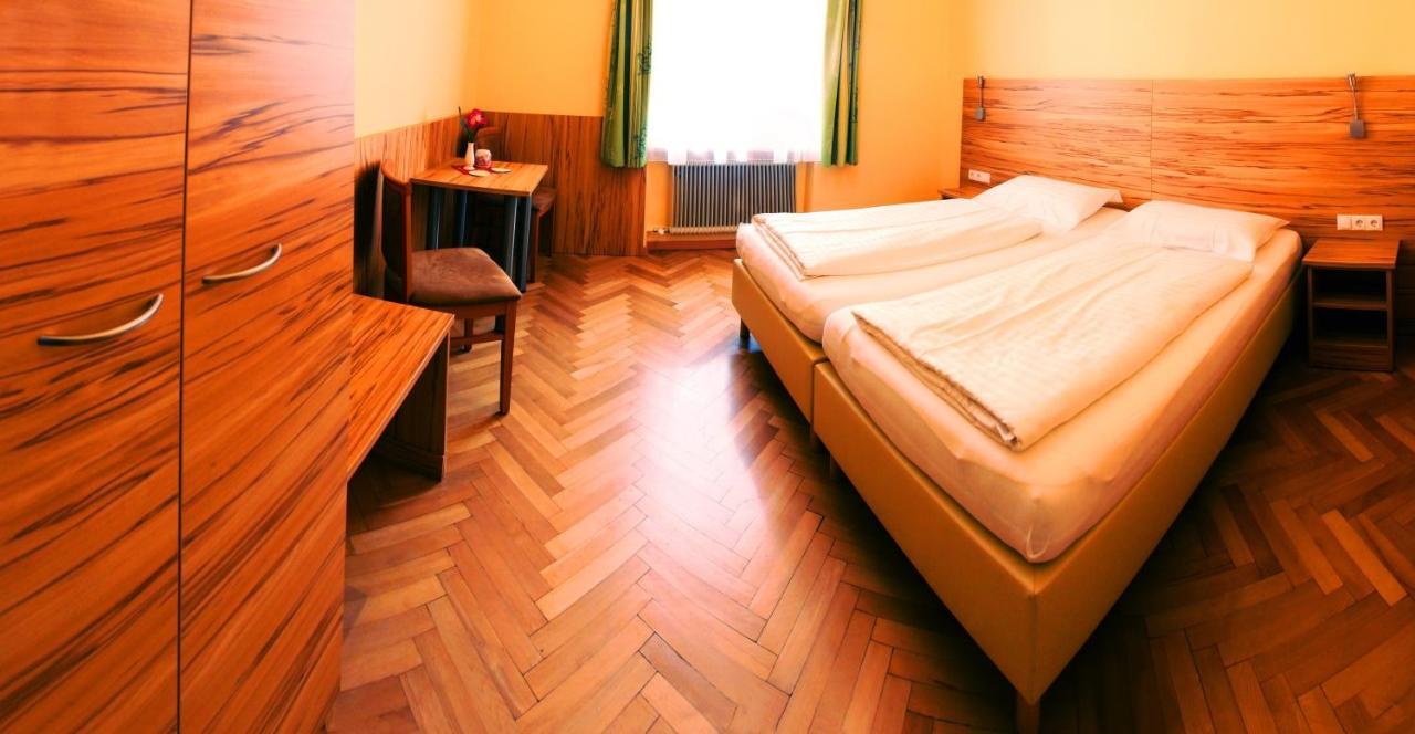 Pension Jahn Salzburgo Habitación foto